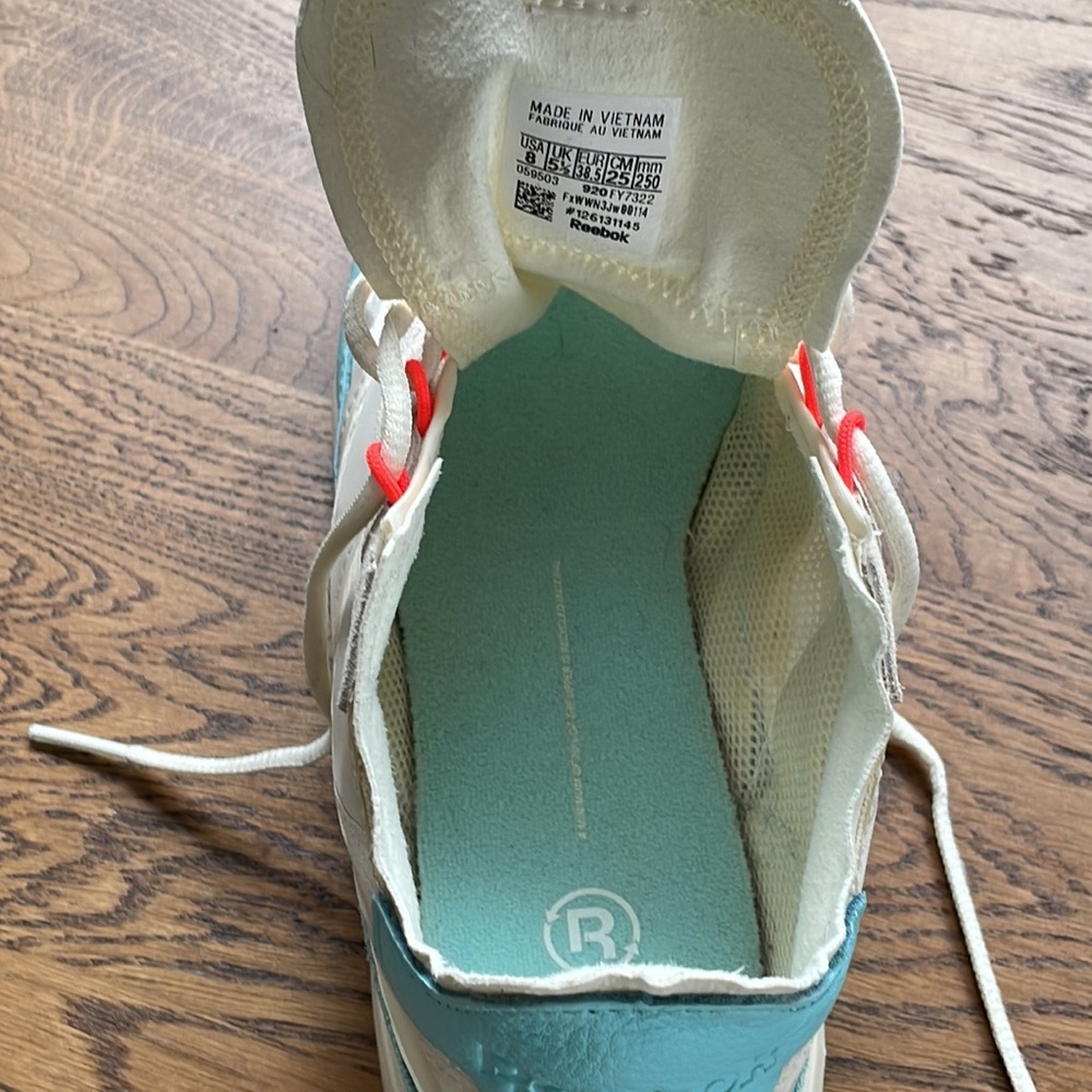 Reebok Legacy 83 sneakers - Picture 4 of 5